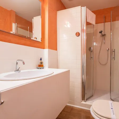 Heart&charme - Ambrogio Host * Bologna